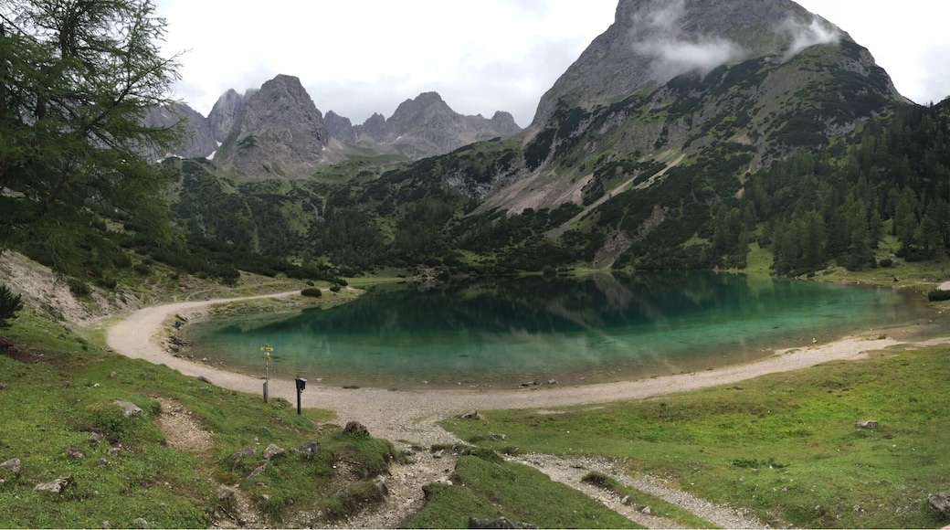 Seebensee, Ehrwald
#hiking #AquaTrover