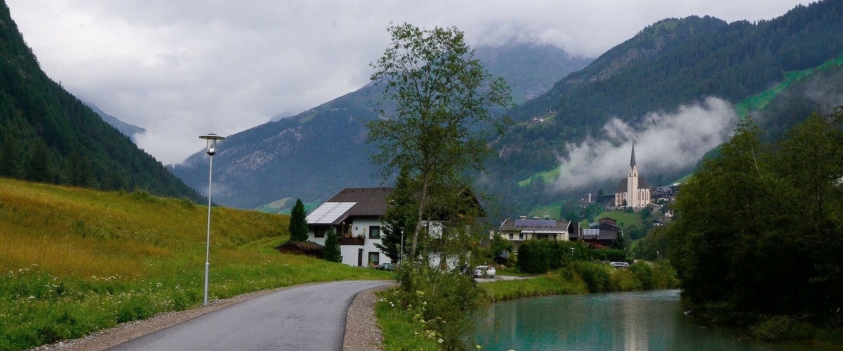 #green
A fairy tale village- blue lake running beside the road, misty mountains on all sides, church bell rings..couldn't have asked for more!
#green