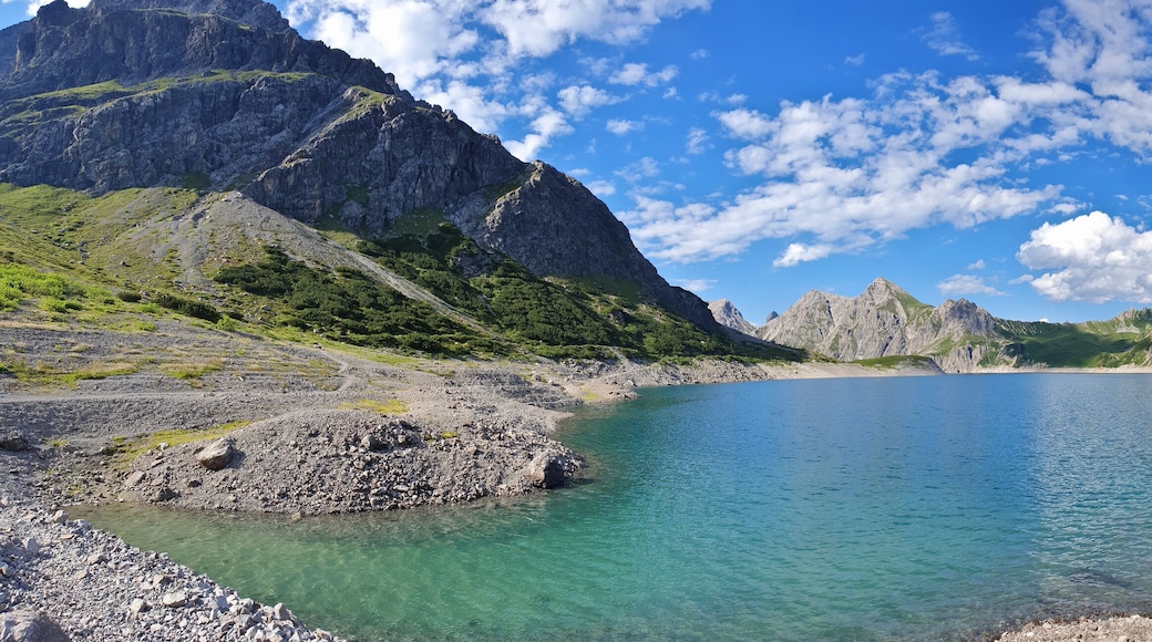 Bludenz, Österreich: Panorama des Lünersee