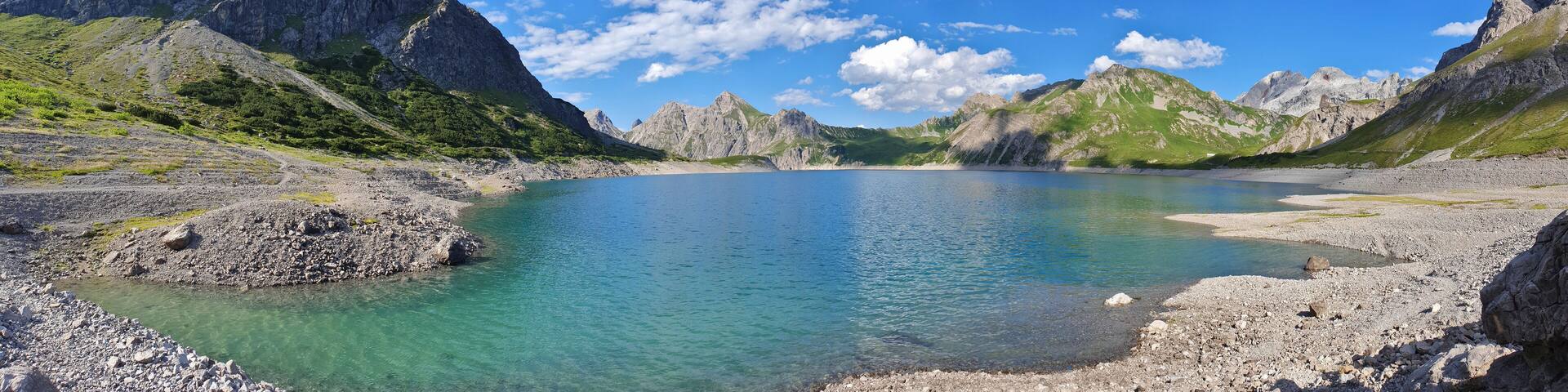 Bludenz, Österreich: Panorama des Lünersee