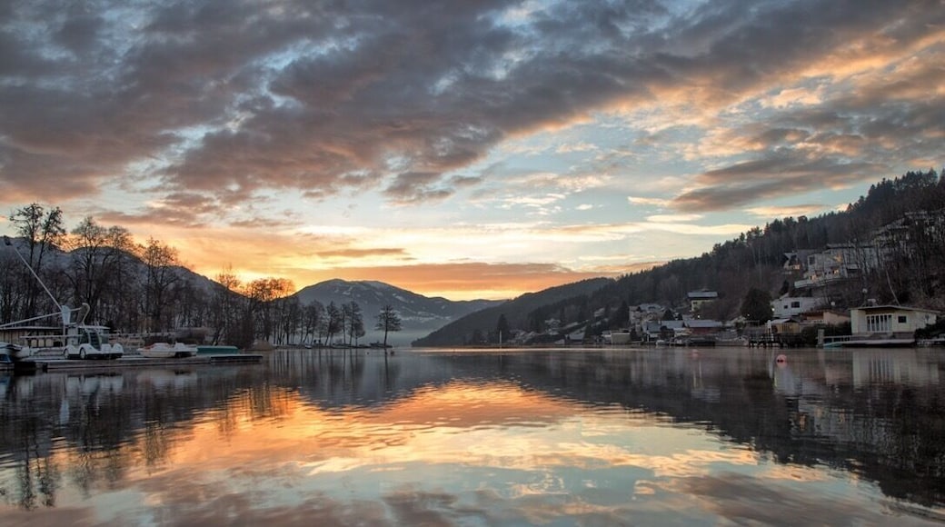 Early morning shot to capture the sunrise across the Lake.