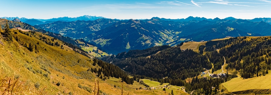 High resolution stitched alpine summer panorama at Mount Fulseck, Dorfgastein, St. Johann im Pongau, Salzburg, Austria