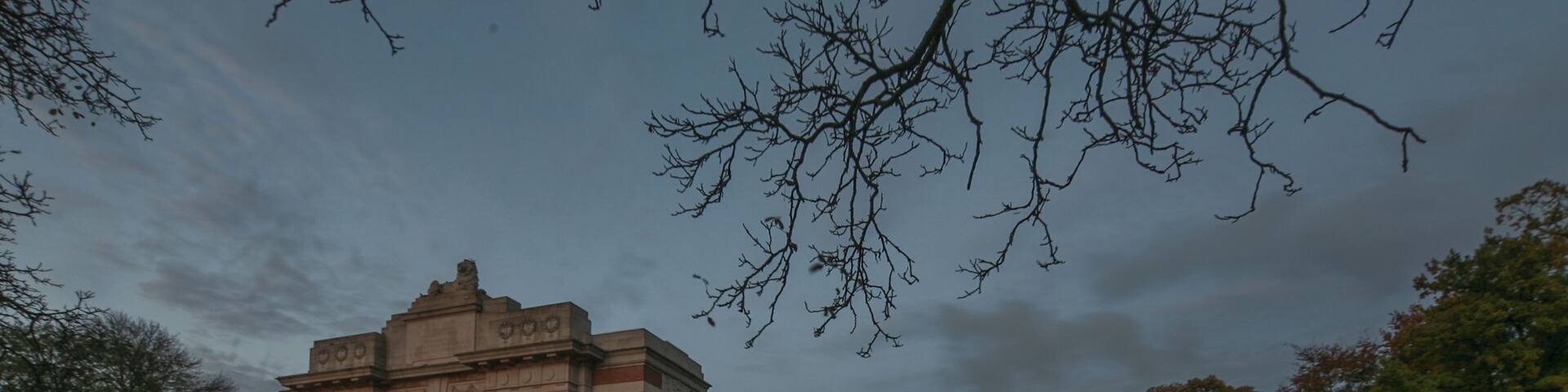 The Menin Gate, Leper "Ypres" designed by Lutyens.
Inscribed on it's walls are the names of over 54.000 soldiers , who have no known grave.
#OnTheRoad