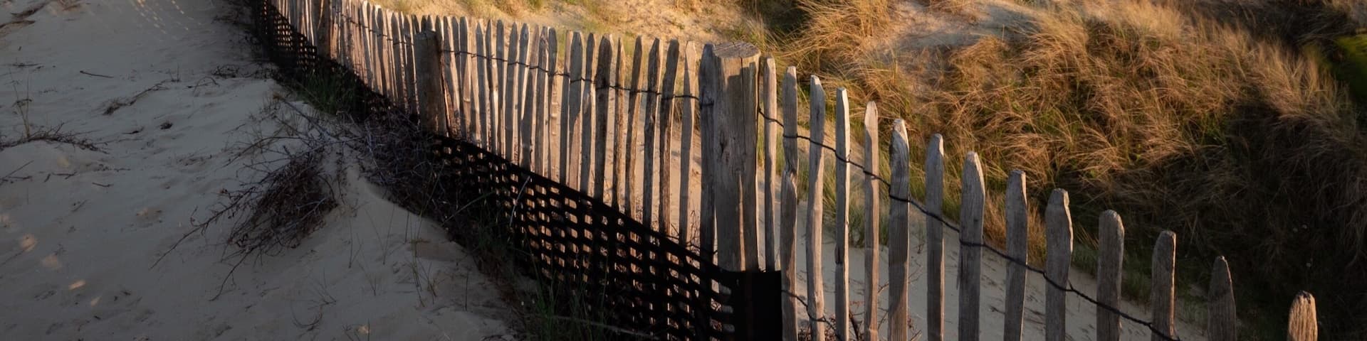 Sunset from the point of view in the middle of this wonderful nature reserve
More pictures on Instagram @thierryroyls
#BeachTips
#dunes #sand #sun #belgium #westvlaanderen #photographyspot #bestplacetobe