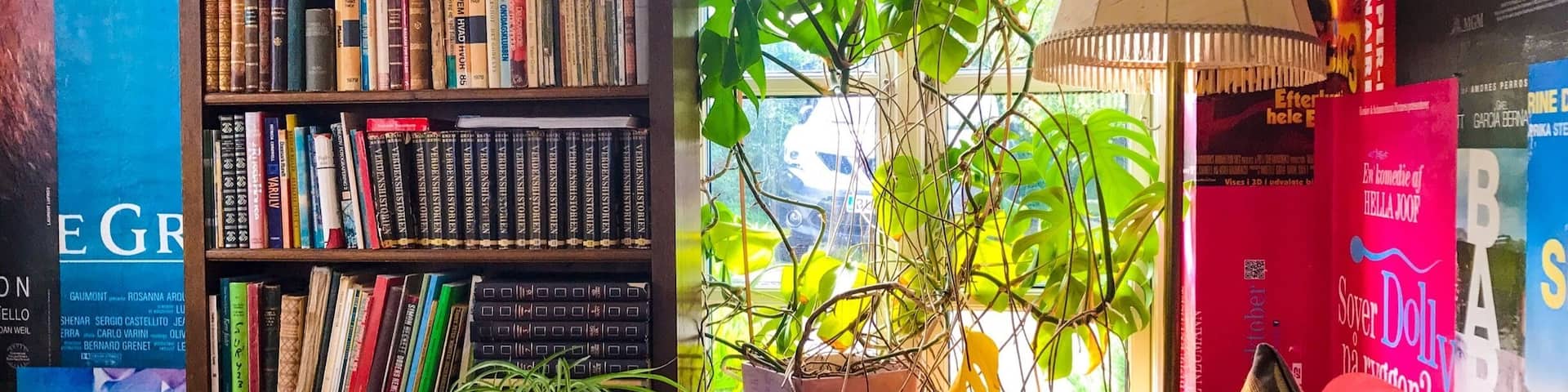 You won't be getting out much when your breakfast corner looks like this 😍 #springfun #patterns