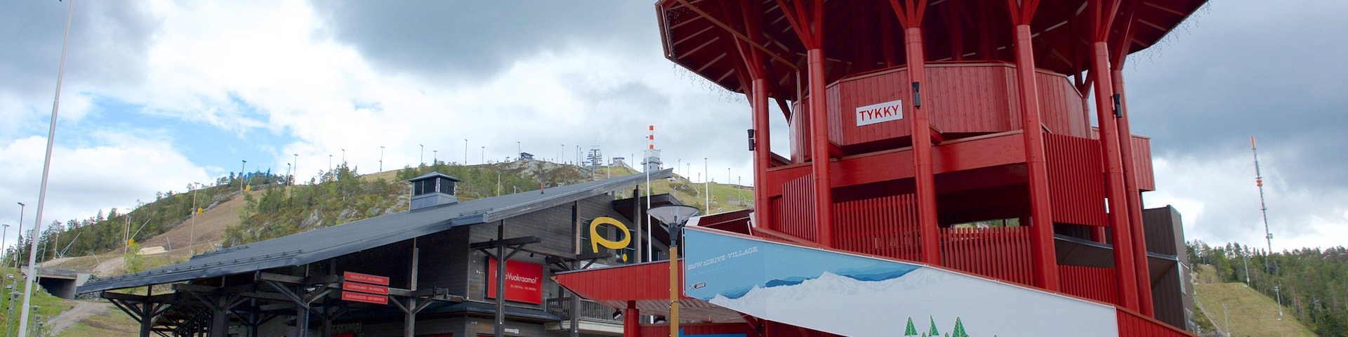 Rukatunturi showing street scenes, a hotel and a small town or village