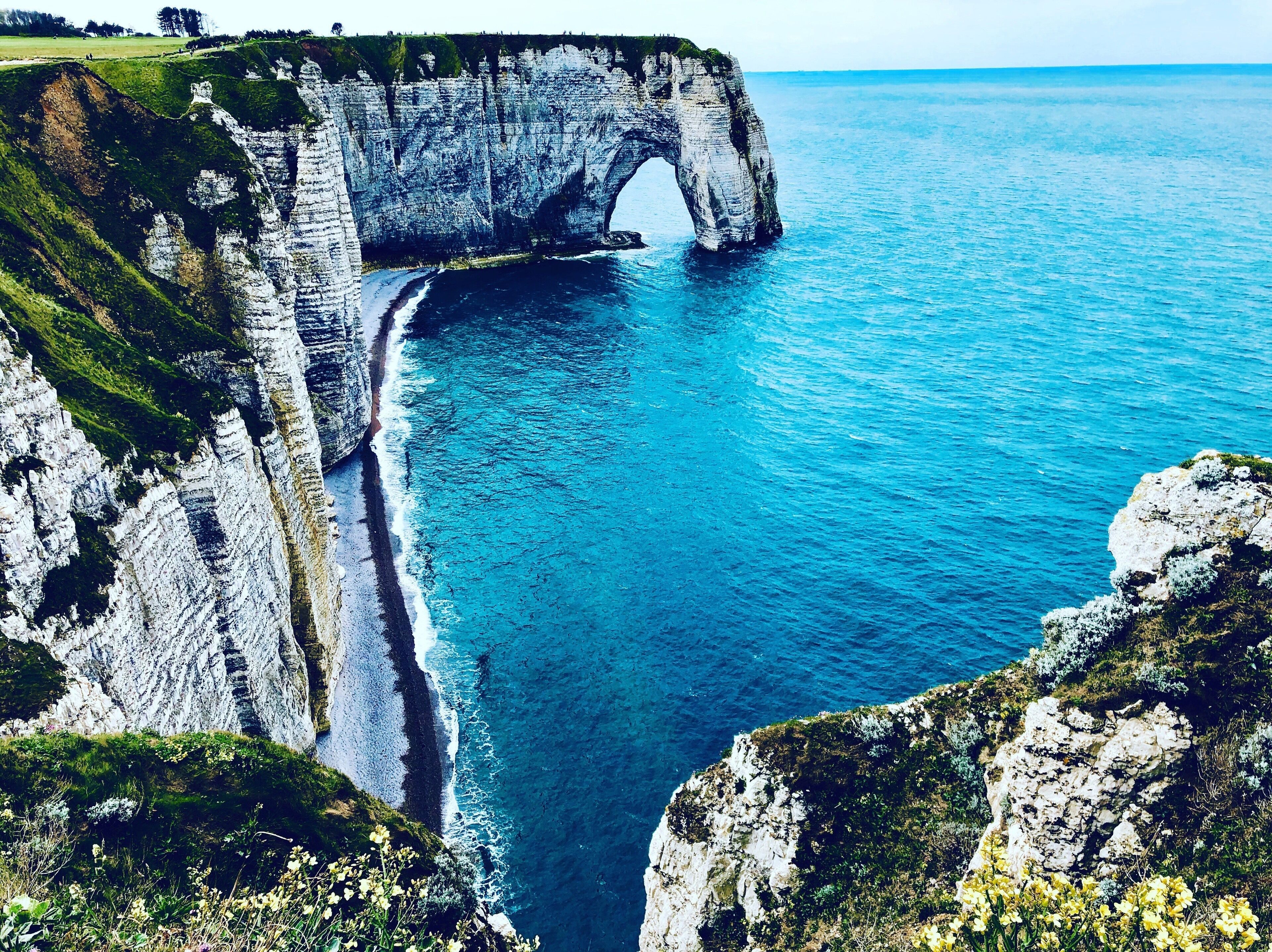 エトルタ観光ガイド～定番人気スポットを参考に自分にピッタリの観光