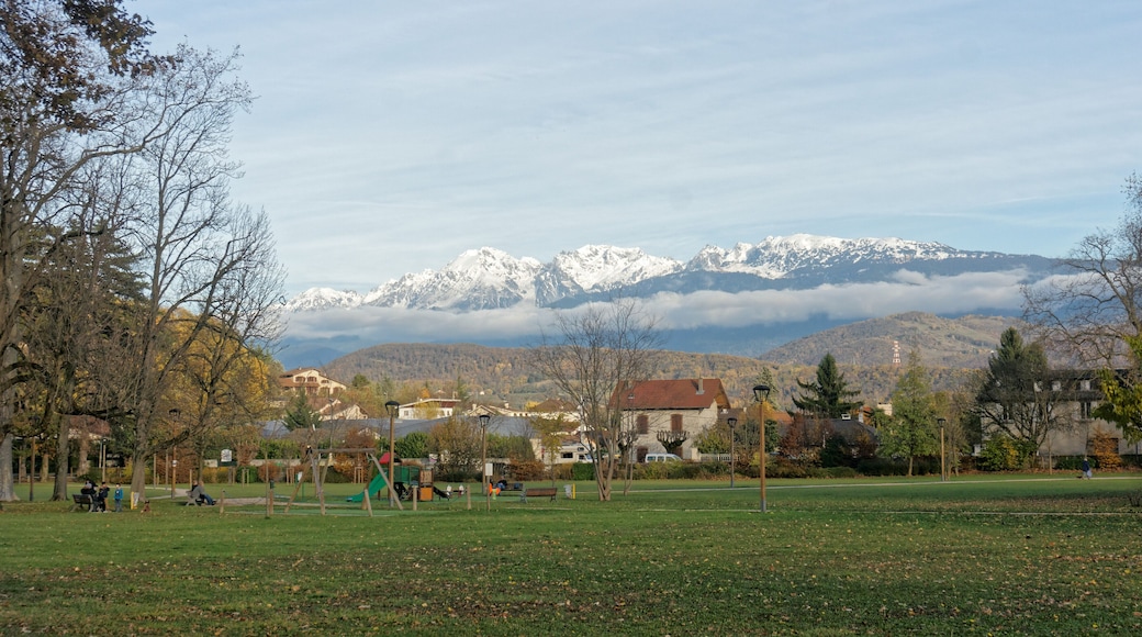 This file was uploaded with Commonist. Parc de Varces