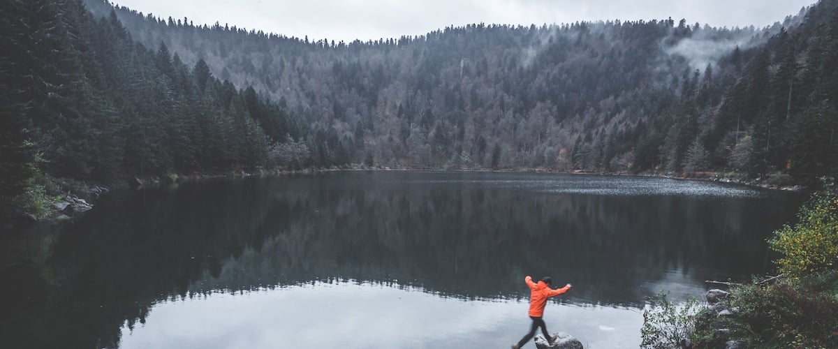 A friend taking a leap of faith, it was a nice trip this weekend... we find some nice spots, learned some new habits and tried to beat the bad weather😉! But the most important thing is always making a lot of fun. 👊🍂
#troveon #lake #instone #moments #france #sunsets #travel #nature #red
Make sure you follow me on:
https://www.facebook.com/ShotByCanipel/
https://www.instagram.com/canipel/