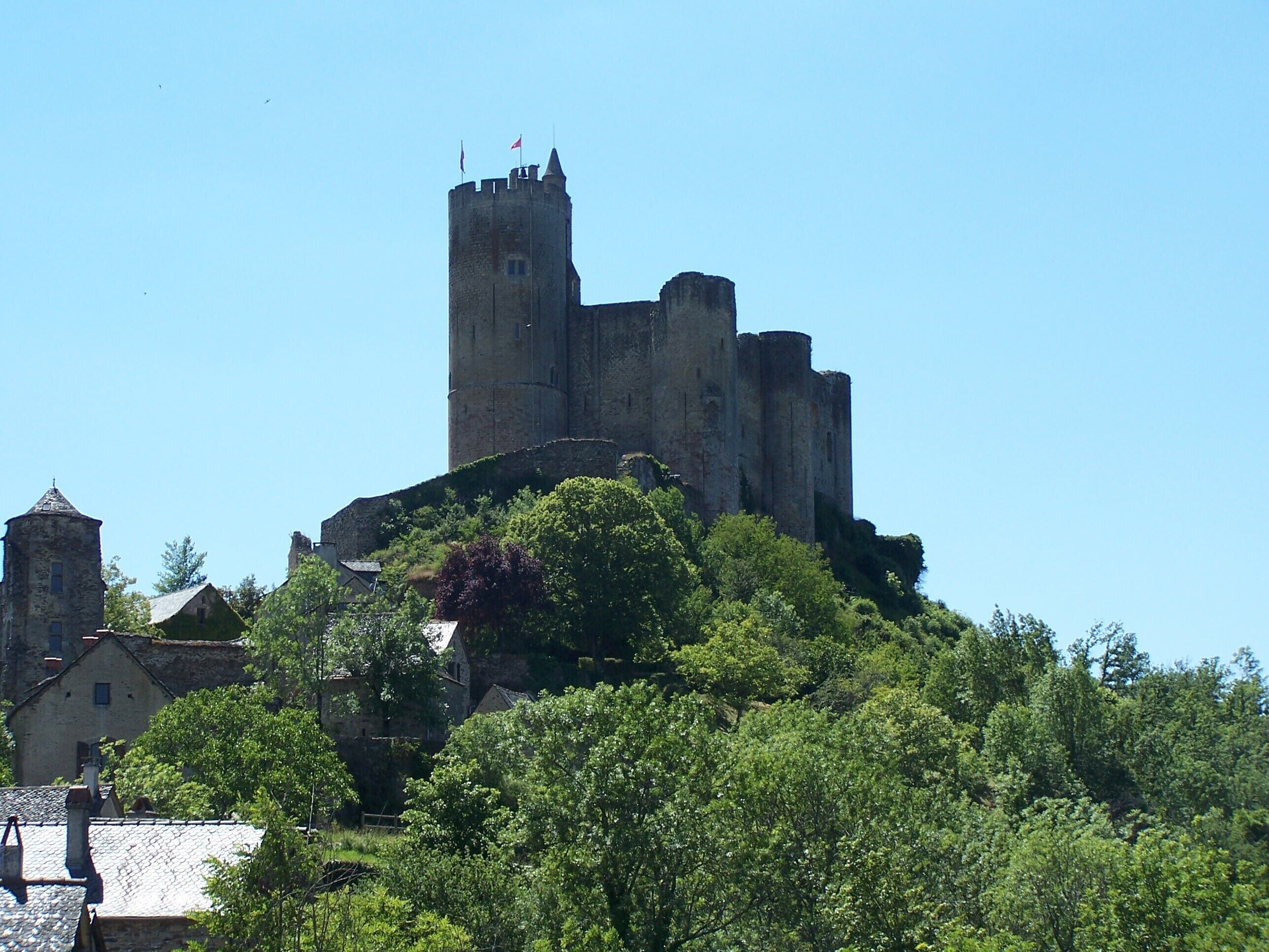 This building is classé au titre des Monuments Historiques. It is indexed in the Base Mérimée, a database of architectural heritage maintained by the French Ministry of Culture, under the reference PA00094081 .