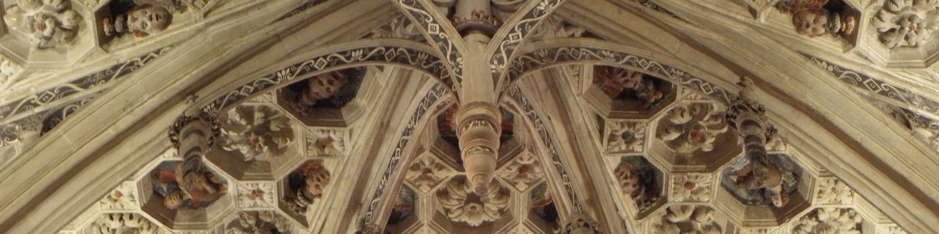 Intérieur de l'église notre-Dame-des-Marais de La Ferté-Bernard (72). Voûtes.