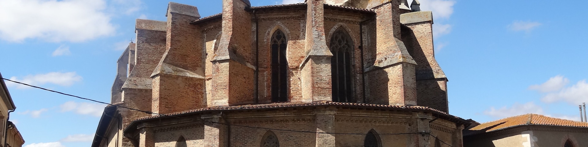 This building is indexed in the Base Mérimée, a database of architectural heritage maintained by the French Ministry of Culture, under the reference PA00094804 .