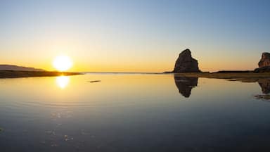 Rocks at sunset on the beach of Ondarraitz, Hendaye, France