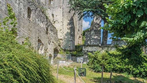 This building is classé au titre des Monuments Historiques. It is indexed in the Base Mérimée, a database of architectural heritage maintained by the French Ministry of Culture, under the reference PA00098513 .