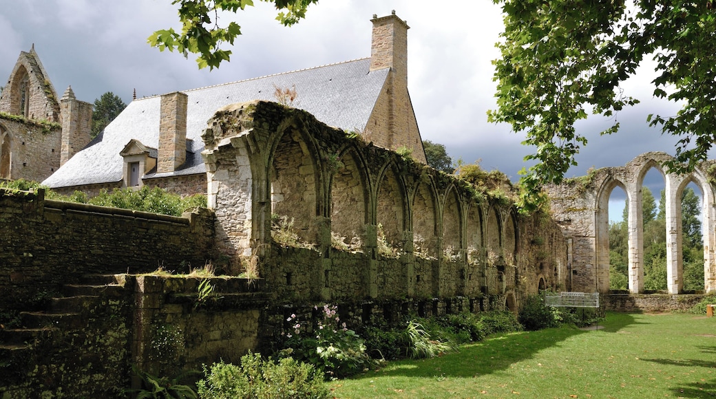 Abbaye de Beauport, aile ouest