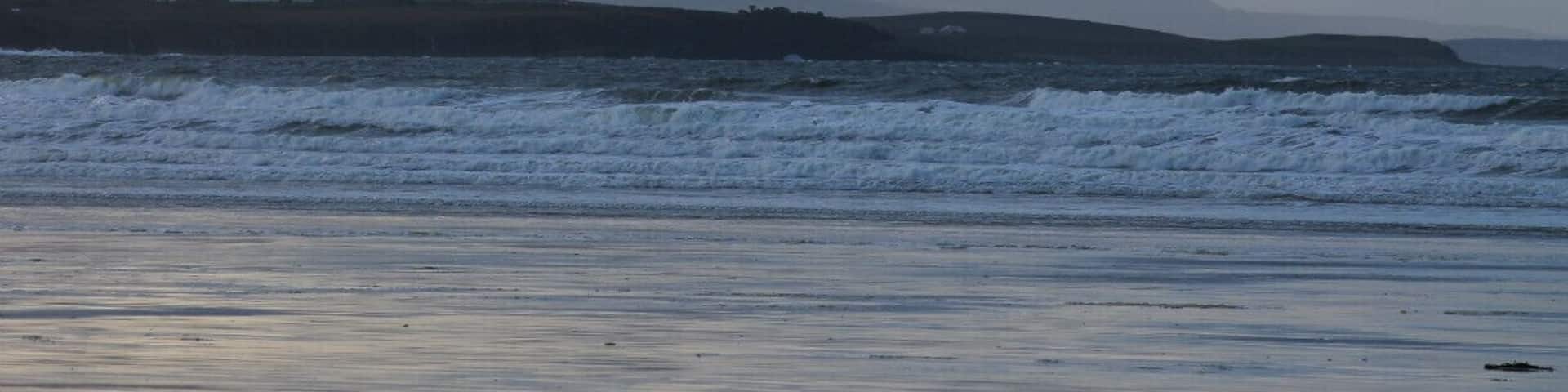 Lovely place for a nice walk with a great view all around you. Even on a dull day.