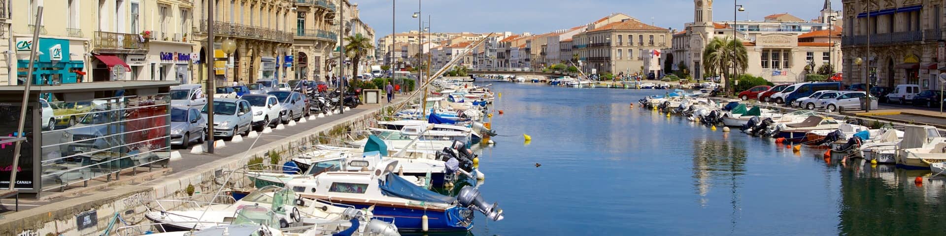 Sete joka esittää lahti tai satama, joki tai puro ja veneily