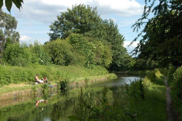 Tame Valley Canal near Newton