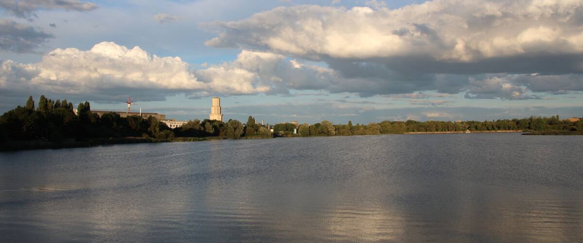 Saclay pond is located on Orsay road in Saclay, France