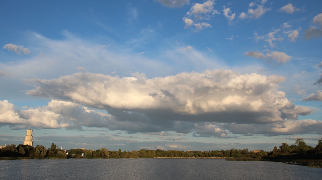 Saclay pond is located on Orsay road in Saclay, France