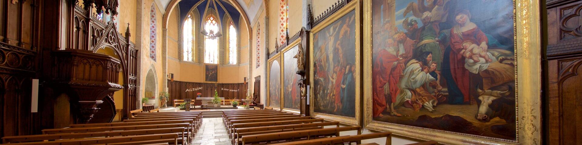 Tarbes featuring interior views, heritage elements and art