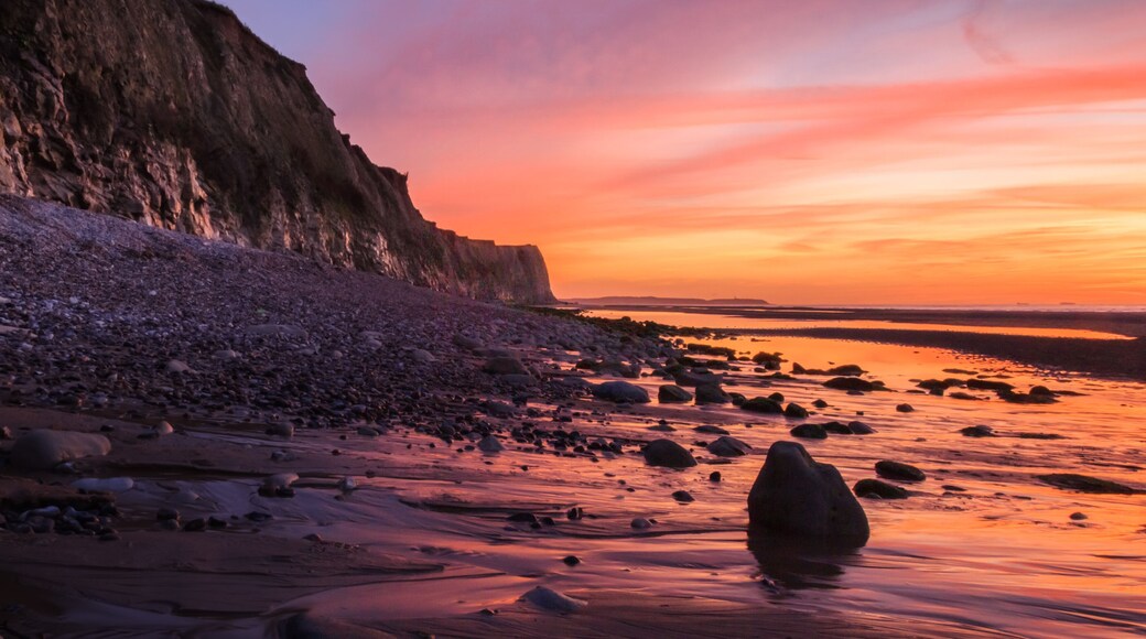 Coucher du soleil sur la plage d'Escalles, cap blanc-nez, France