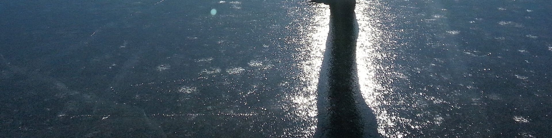 Ice skating on the lake, Kyrkviken, in January 2015. Little big adventure at home. #theadventurerally #hampuselinochhajen #aventyrsrally #arvika #sweden #january2015