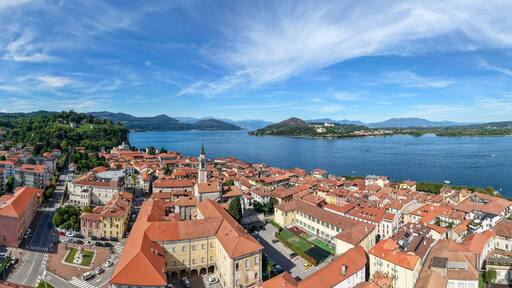 Arona