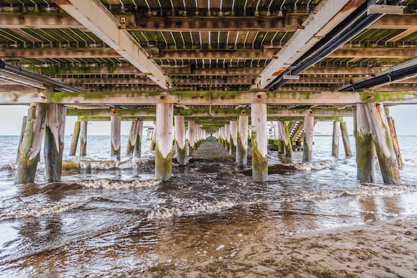 When the top of the pier is too busy during the day, take a photo below it !