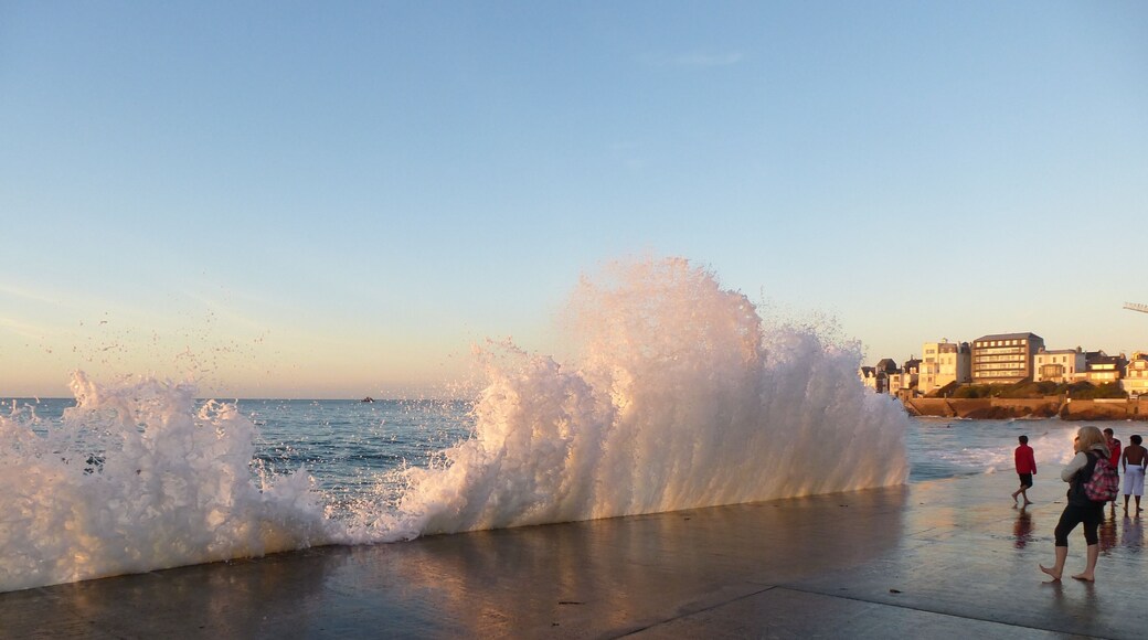 Digue de Rochebonne, Saint-Malo, France
