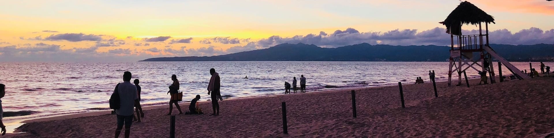 One of my favorite places to see the sunset!
My tip is : take of your shoes, feel the sand and make pictures.
#AboveItAll