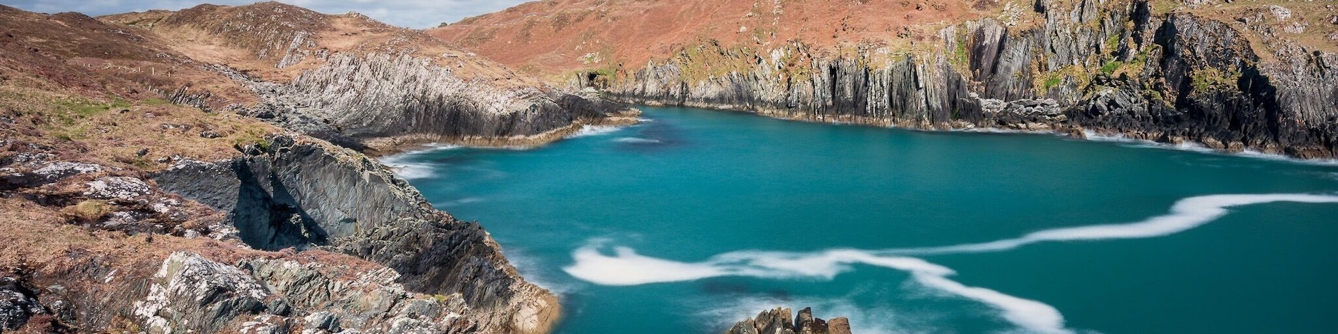Overlooking the bay from a top the cliffs on which sits the beacon at Baltimore, West Cork.
A long exposure with the Tokina 11-20mm lens along with 10 stop Nisi Filter.
#nigelwheal #nigelwhealphotography