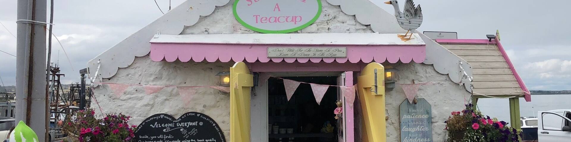 This little shop sells tea, coffee, other drinks, and most importantly— ice cream! It was delicious and affordable, and was a nice treat for walking near the dock and small beach alongside it. #Ireland #Skerries #Coast #Treats #IceCream