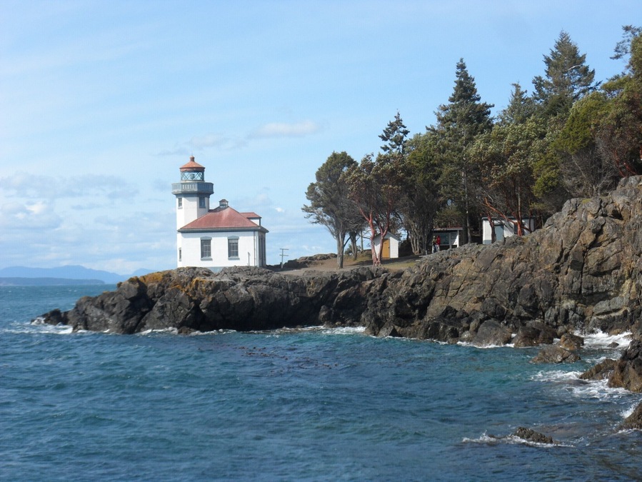San Juan islands are lush green islands where one can watch the whales from the coast