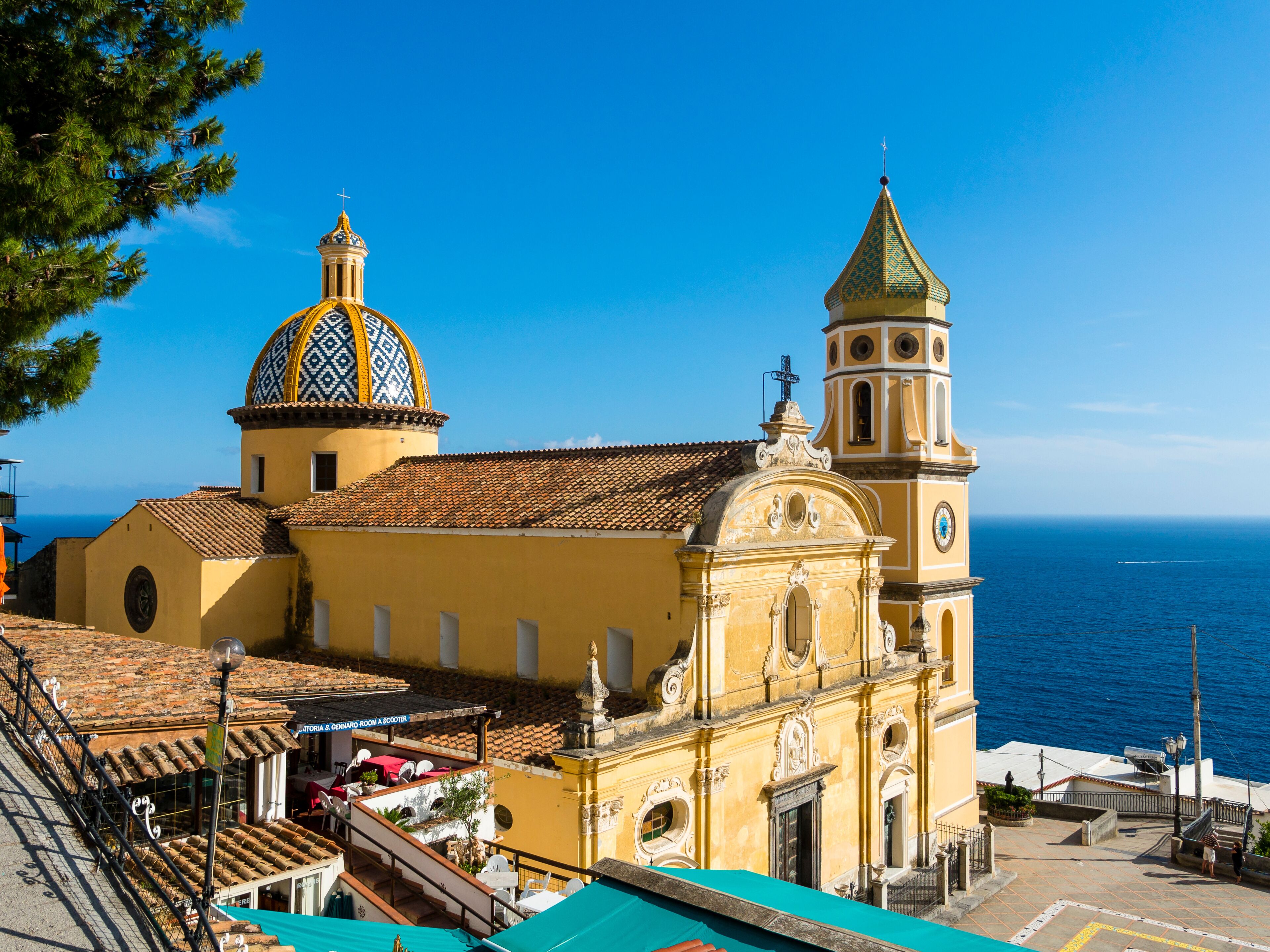 Parrocchia di San Gennaro church, Piazza S. Gennaro, Praiano, Costiera Amalfitana, Sorrento peninsula, Amalfi coast, Campania, Italy