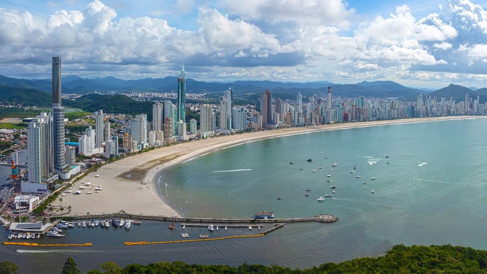 panorâmica da praia de Balneário Camboriú Santa Catarina Brasil