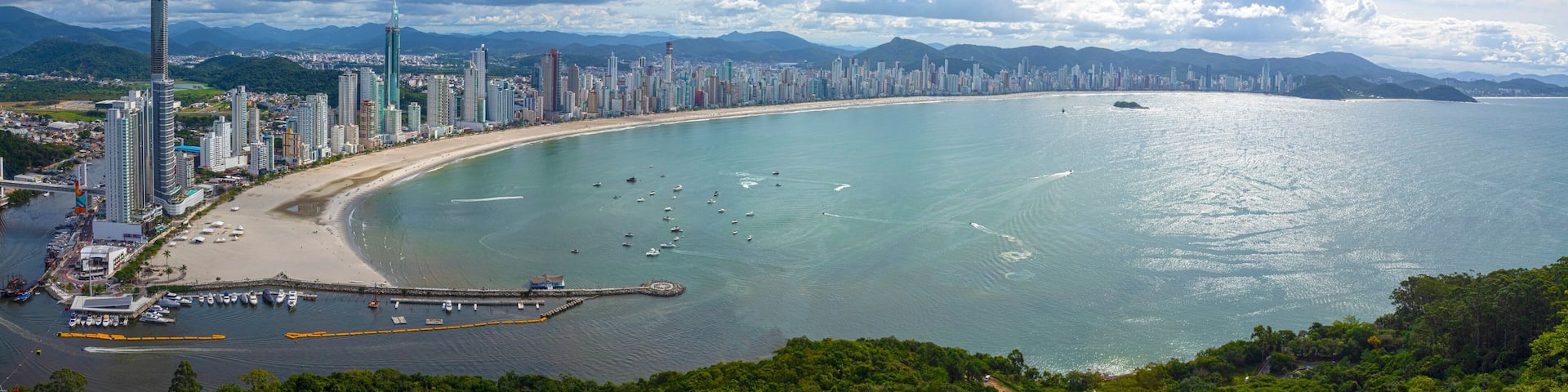 panorâmica da praia de Balneário Camboriú Santa Catarina Brasil