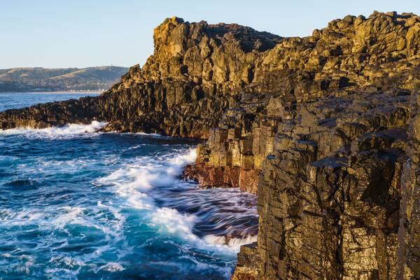 Felsküste von Kiama in New South Wales Australien bei Sonnenaufgang
