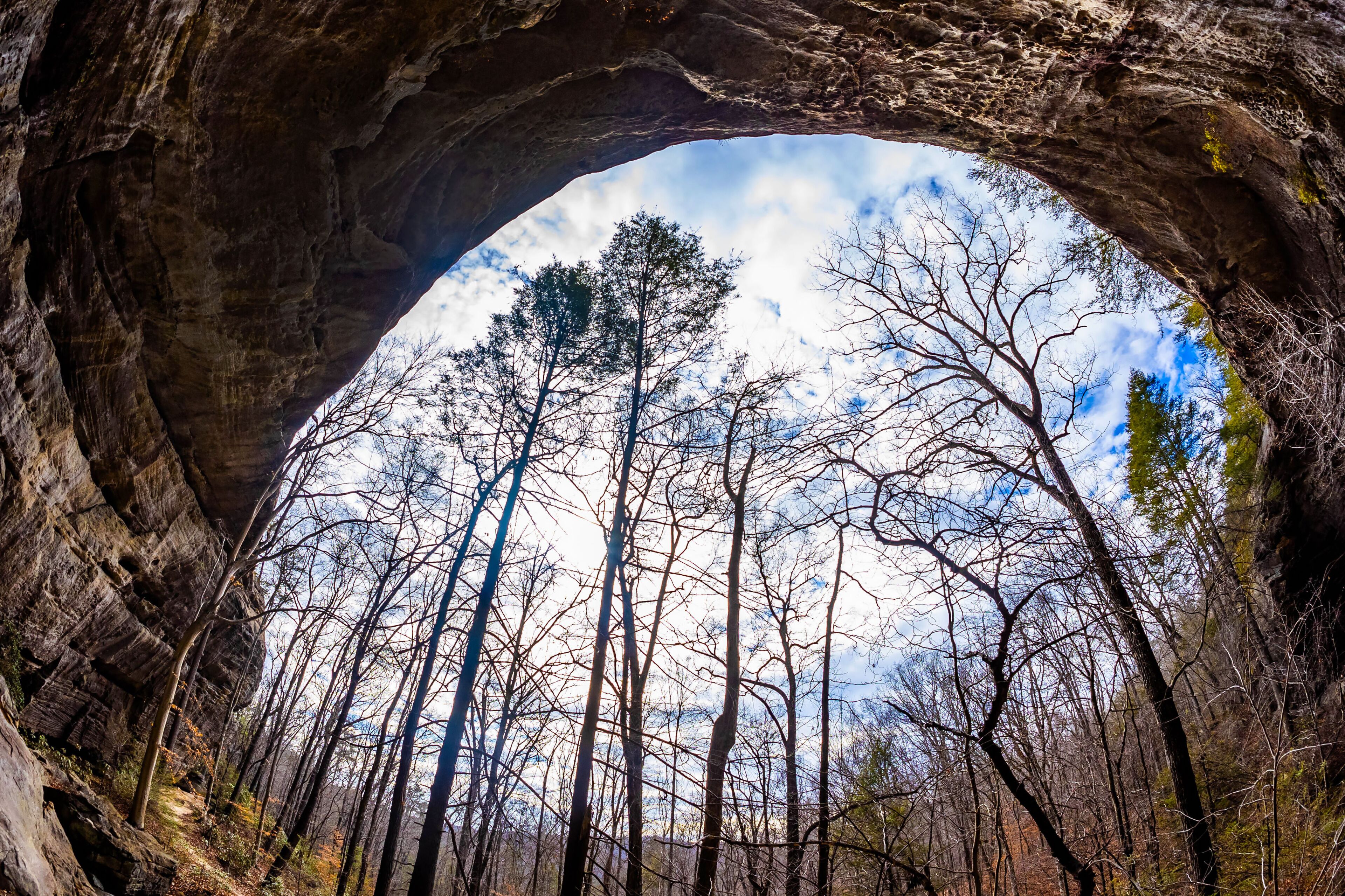 Scenic rocks erosion formation on Twin Arches trail in Big South Fork recreation area