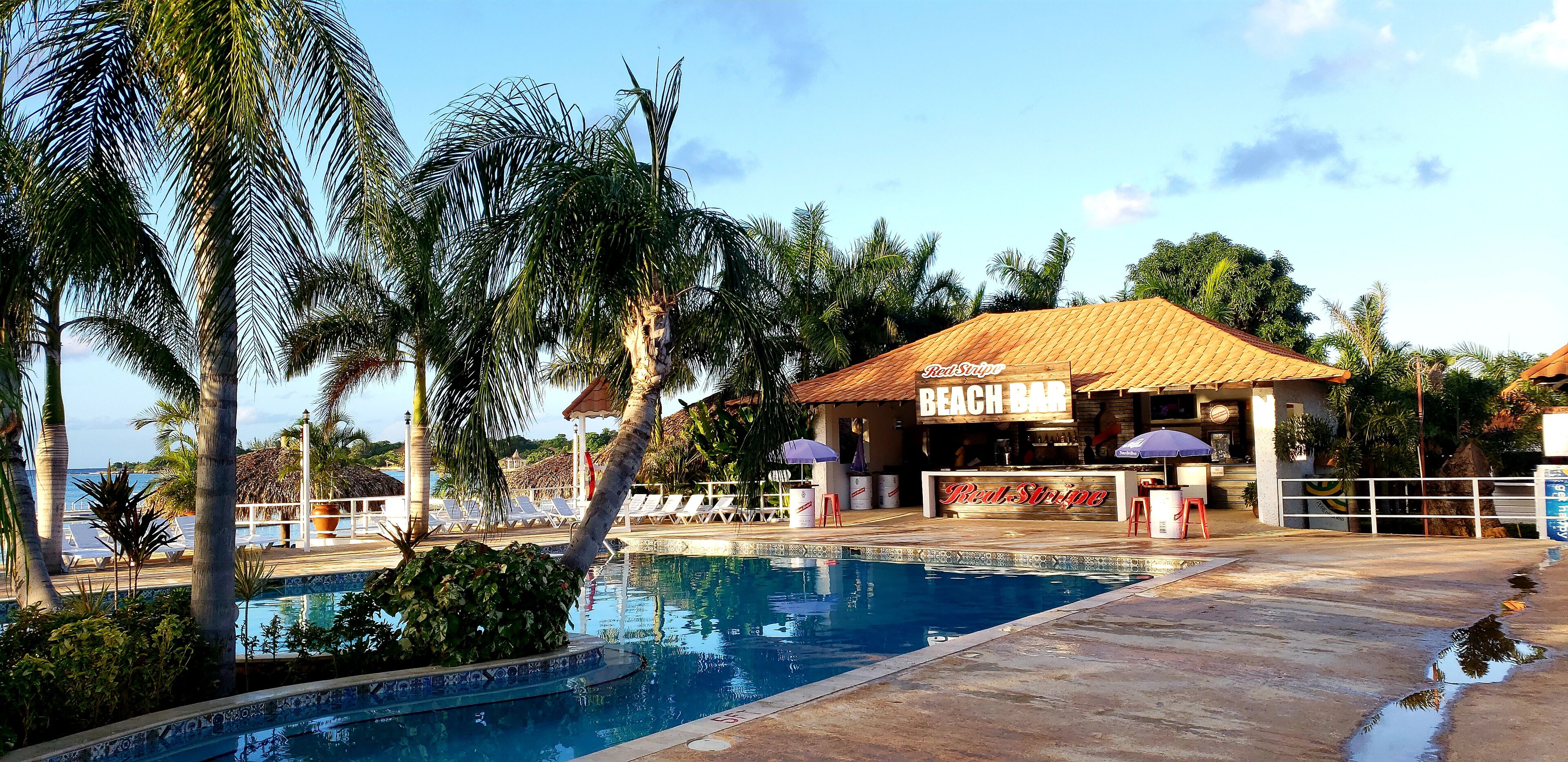Nice chill spot along the north coast of Jamaica. Fit for a private getaway.