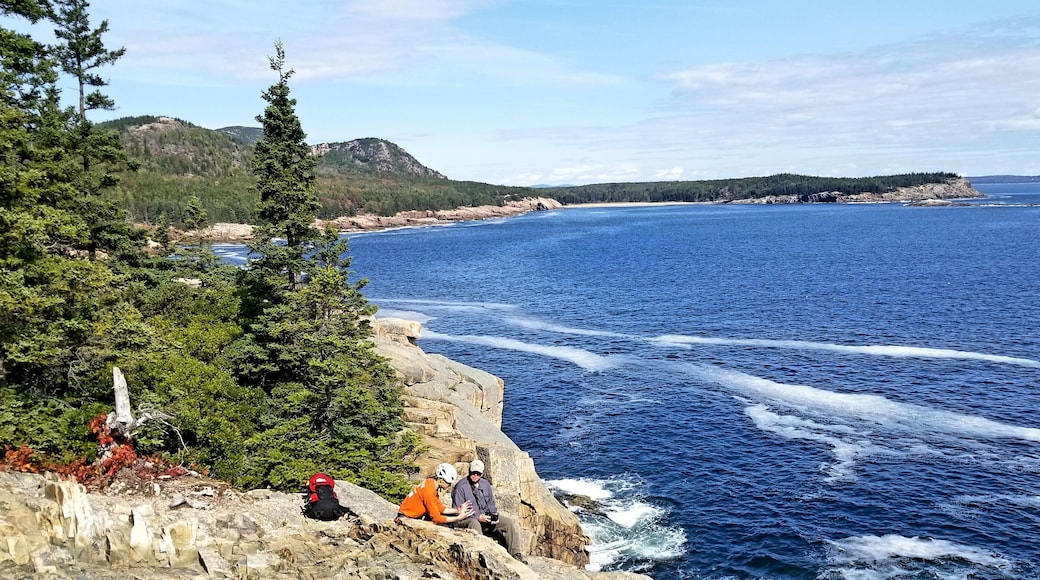 Rock climbers on Otter Cliff Overlook in Acadia National Park in Maine
#GreatOutdoors
#maine
