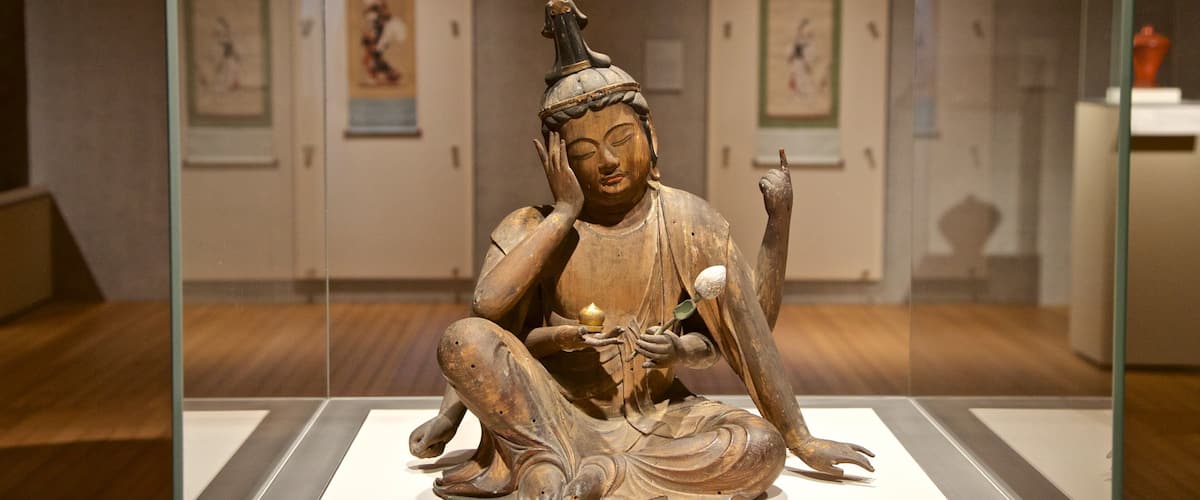 Kimbell Art Museum mostrando vistas interiores y arte