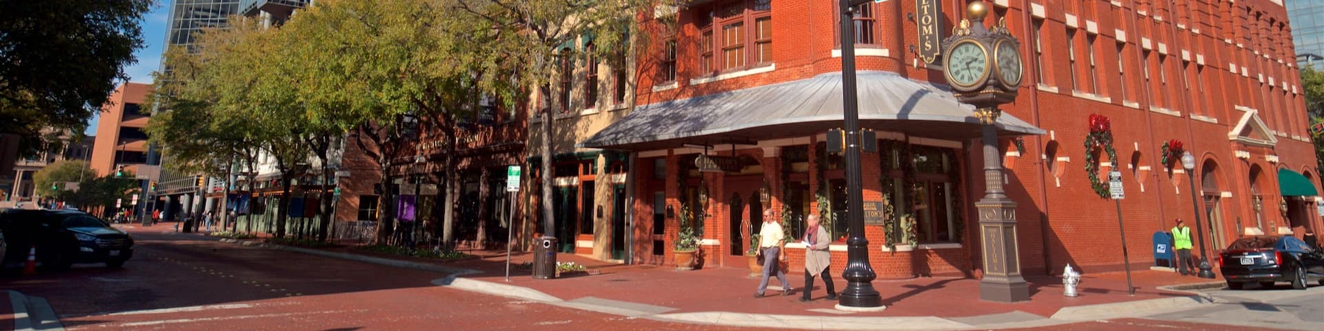 Sundance Square showing a city and heritage elements
