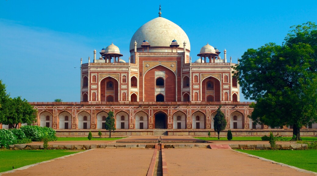 胡馬雍墓 其中包括 傳統元素, 歷史建築 和 紀念物