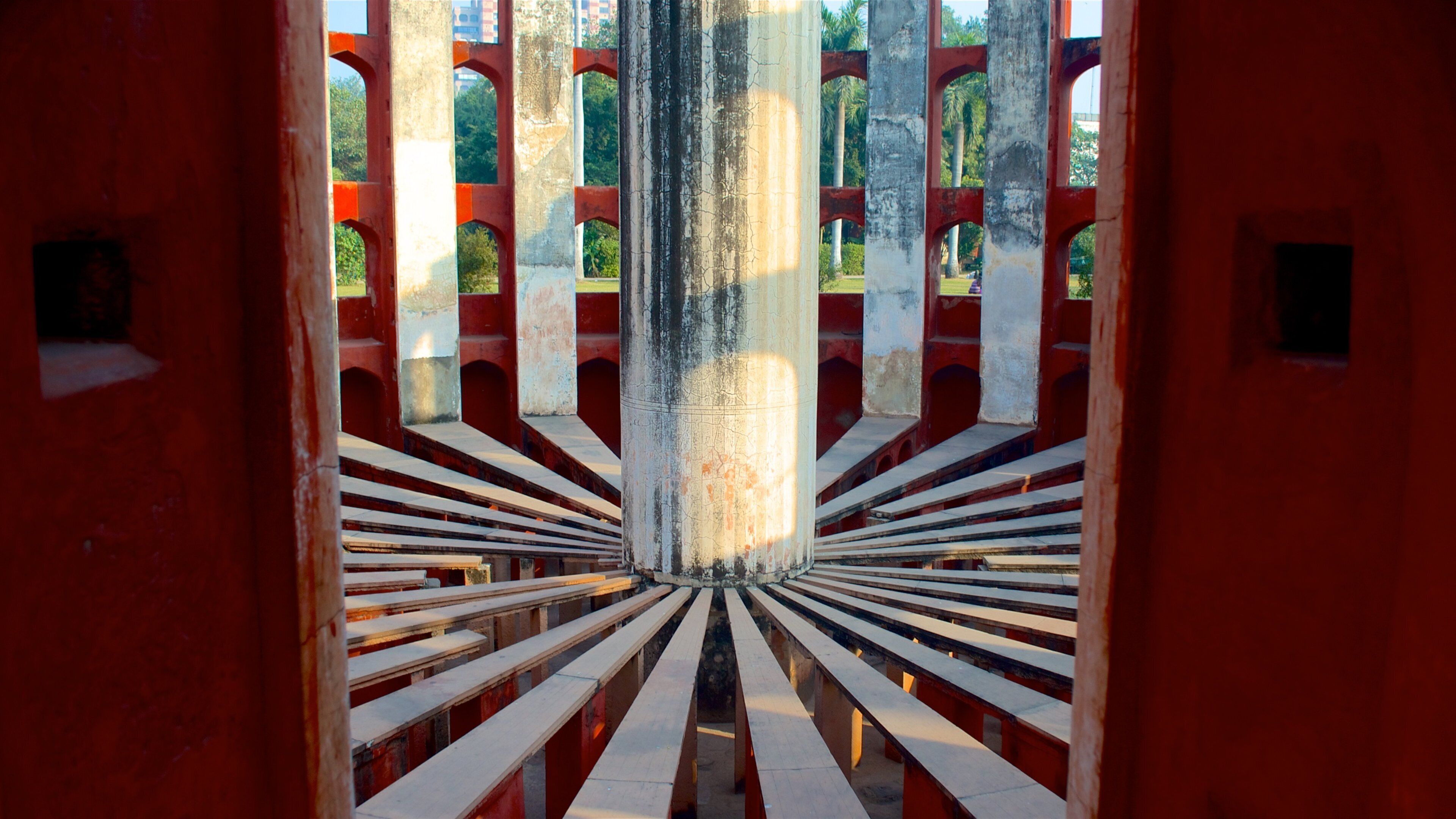 Jantar Mantar showing heritage elements