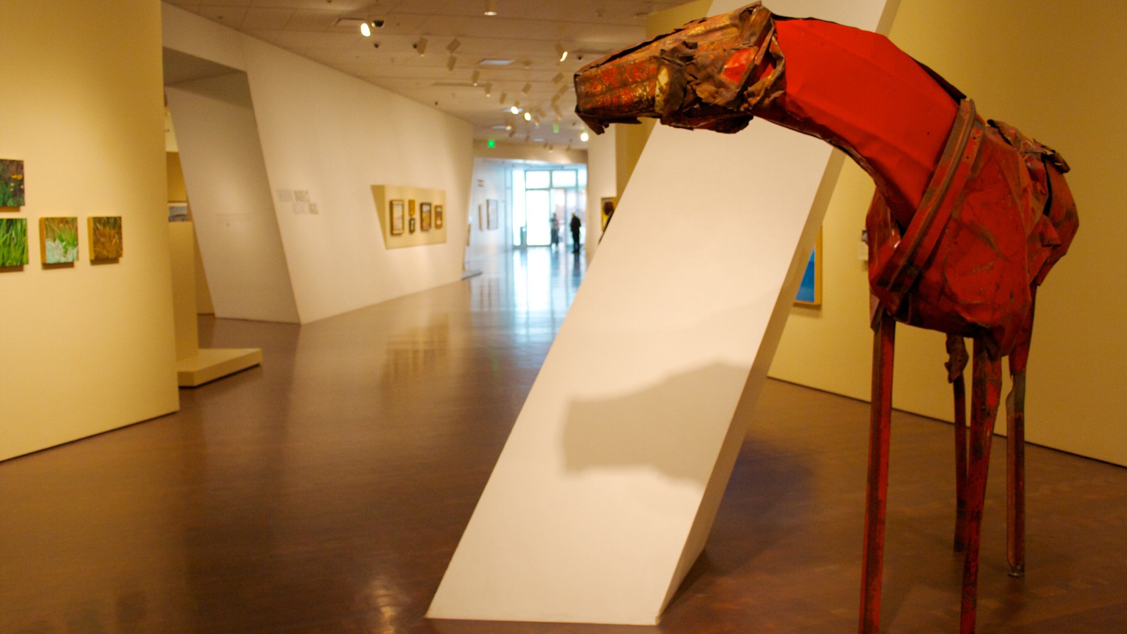 Denver kunstmuseum fasiliteter samt kunst og innendørs