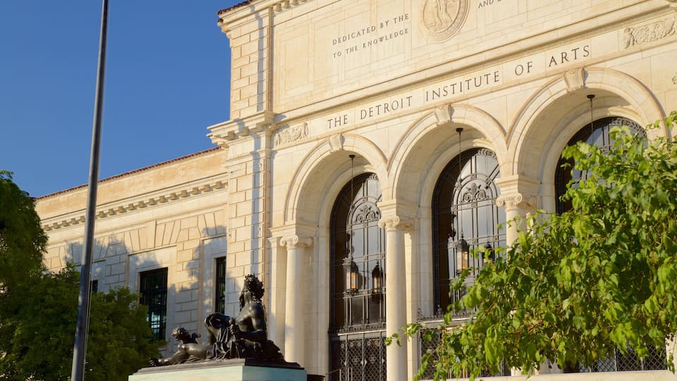 The Detroit Institute of Arts with classical architecture, including columns and arched windows.