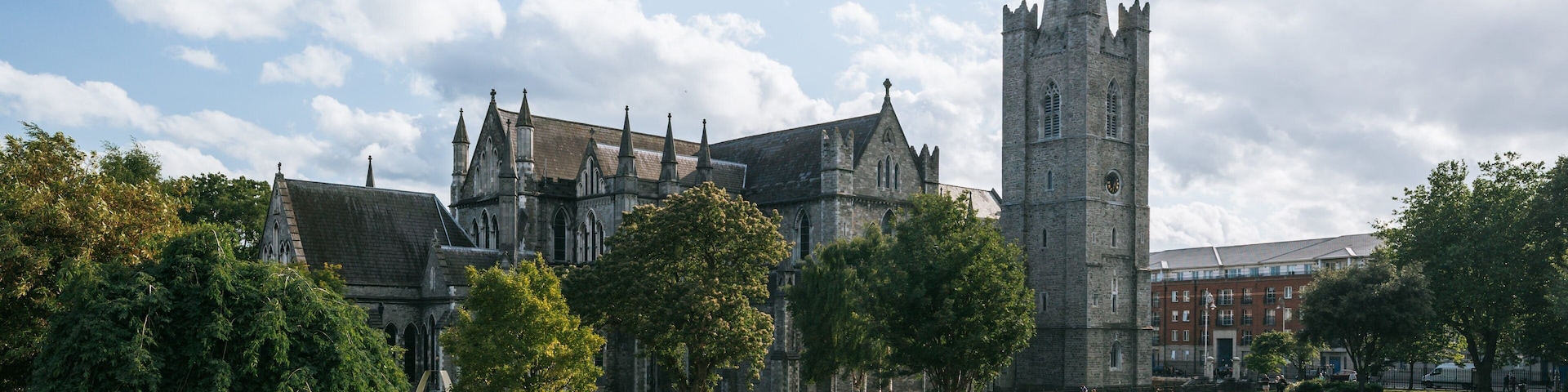 St. Patrick\'s Cathedral showing heritage architecture, a church or cathedral and a garden