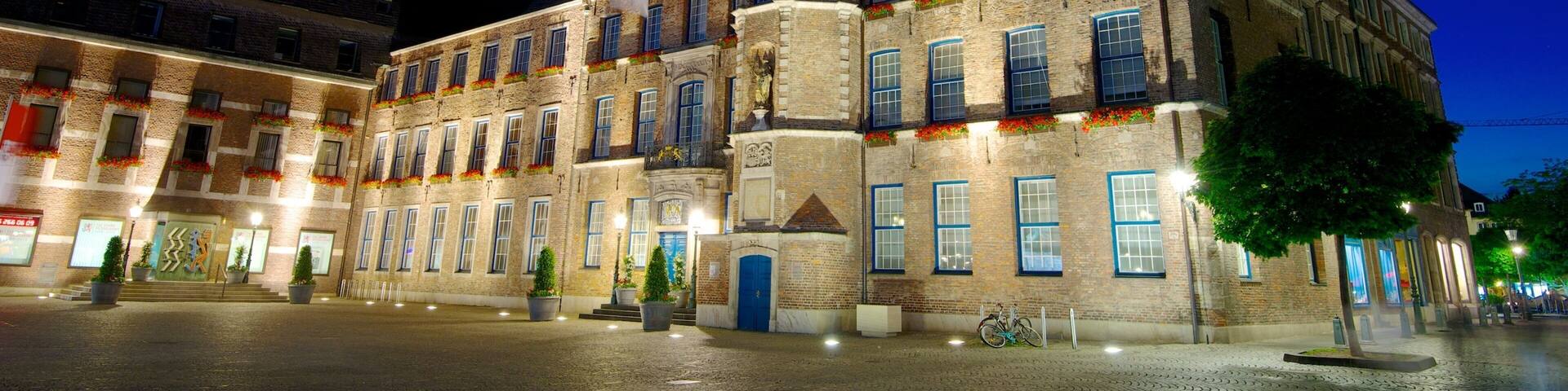 Duesseldorf City Hall which includes heritage architecture, an administrative buidling and a city