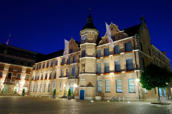 Duesseldorf City Hall which includes heritage architecture, an administrative buidling and a city